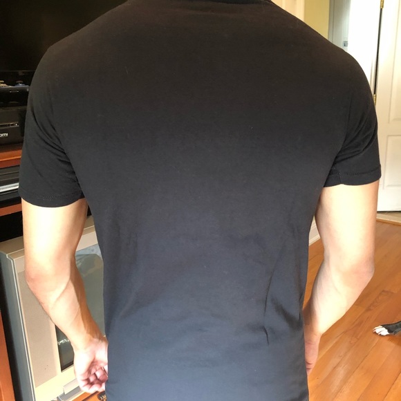 Levi’s graphic t shirt ✳️ - Picture 2 of 4